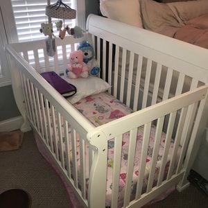3 N 1 crib plus dresser and changing table